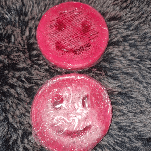 ✨️SAVON GOMMAGE HAPPY BUBULLE GUM 