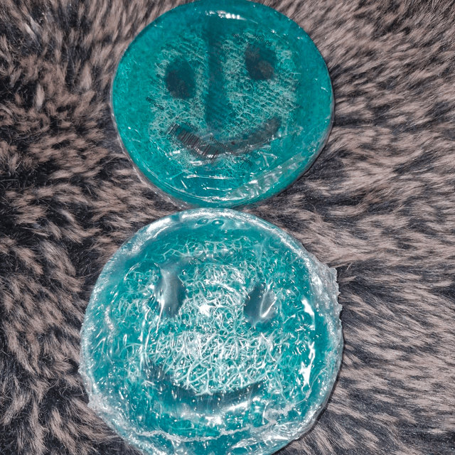 ✨️SAVON GOMMANT HAPPY FRAMBOISE ET GRENADE 